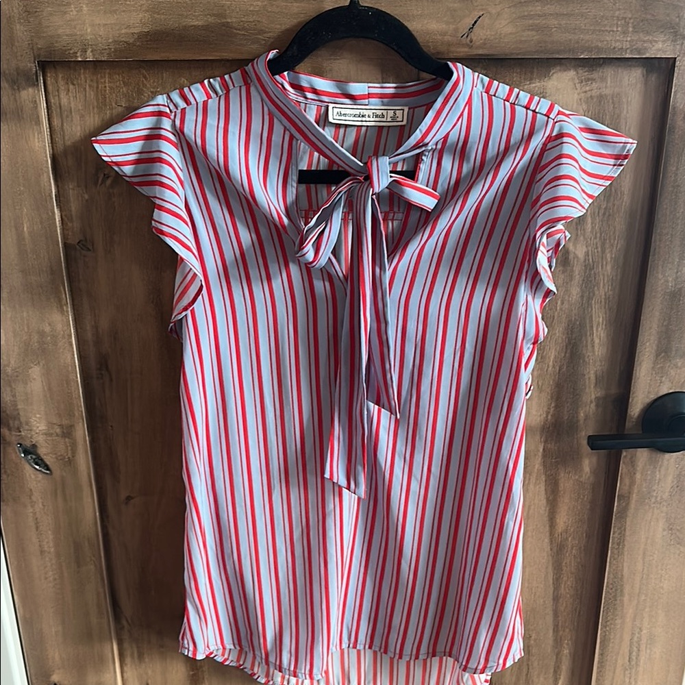 Abercrombie & Fitch 💚 Red and light Blue Striped Blouse with Bow